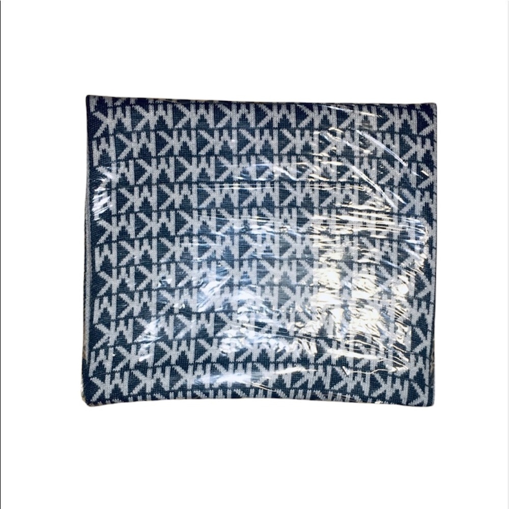 NWT Michael Kors: Black, Gray & Black Logo Scarf - Picture 5 of 6